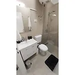 Lee * سبليت